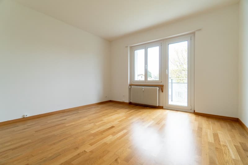 Charmante 2.5-Zimmerwohnung mit Balkon zentral in Zollikofen (3)