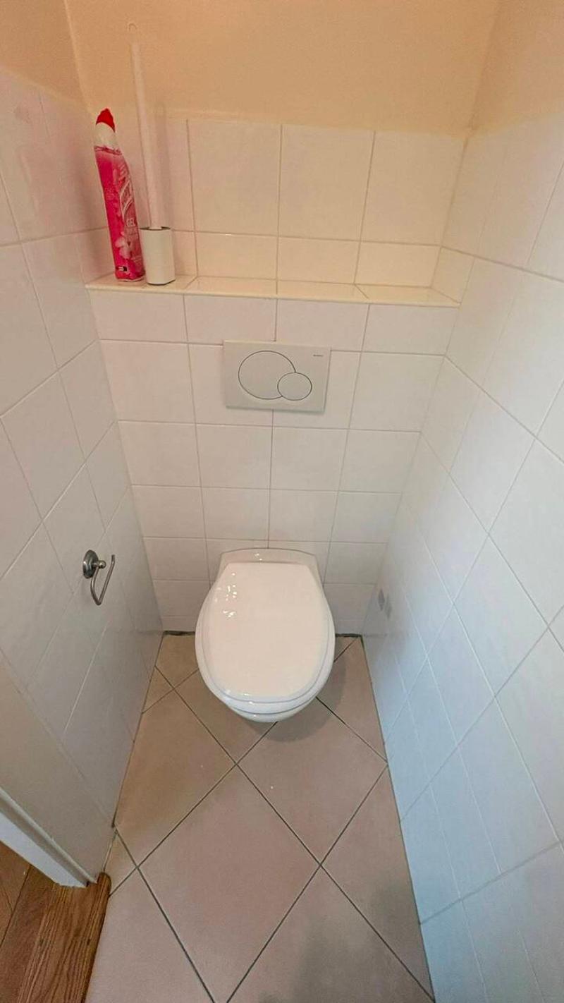 Très bel appartement 2 pièces avec balcon à Malagnou (7)