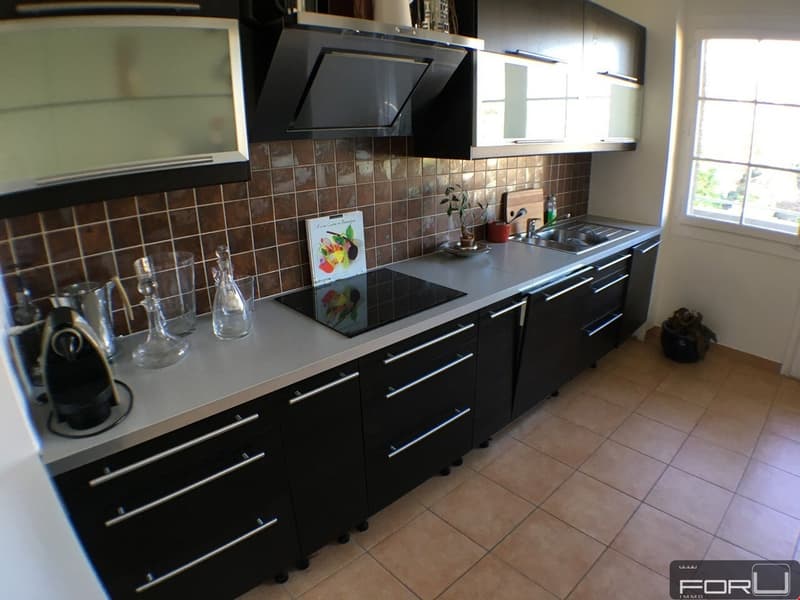 Superbe appartement de 5 pièces aux Eaux-Vives (8)