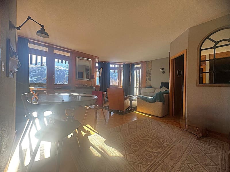 Charming 3.5-room apartment with 60m2 and breathtaking view! (3)