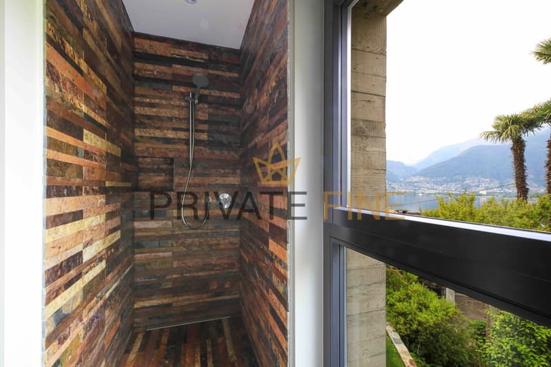 6.5 Zi.-Designer Villa mit Pool und uneingeschränkter Seesicht (30) (10)