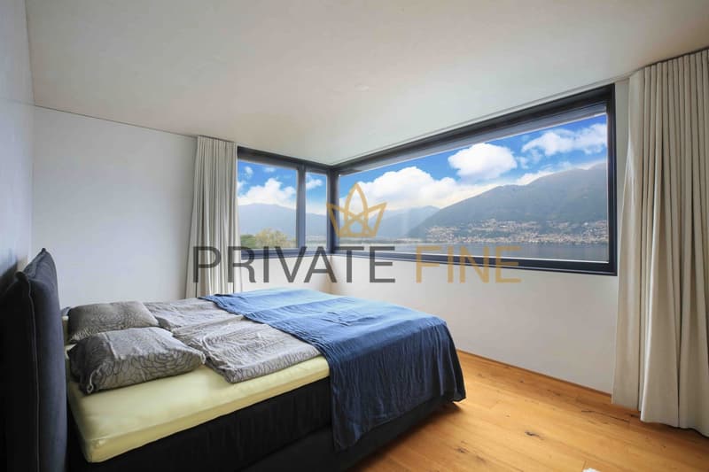 6.5 Zi.-Designer Villa mit Pool und uneingeschränkter Seesicht (30) (11)