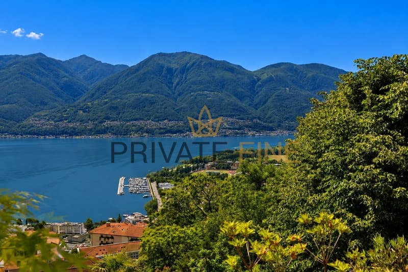 Villa élégante avec vue panoramique, jardin et piscine (26) (1)