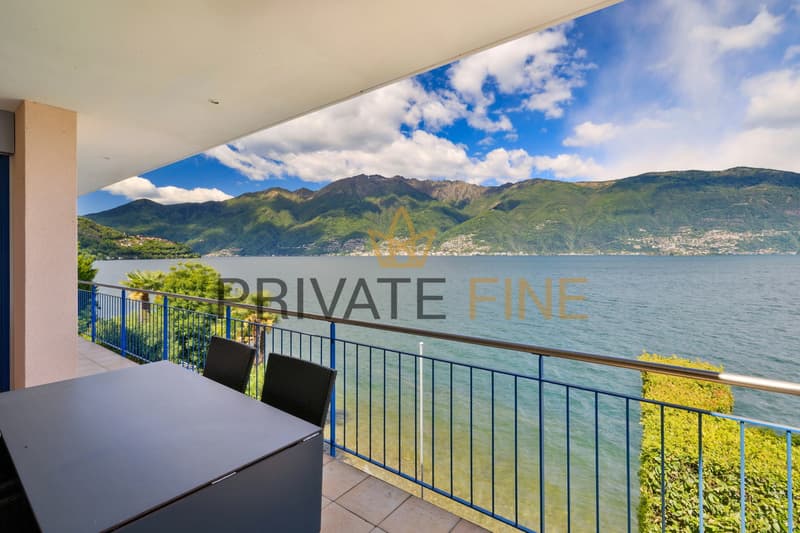 Villa direkt am Seeufer des Lago Maggiore, mit Zweitwohnsitz (38) (10)