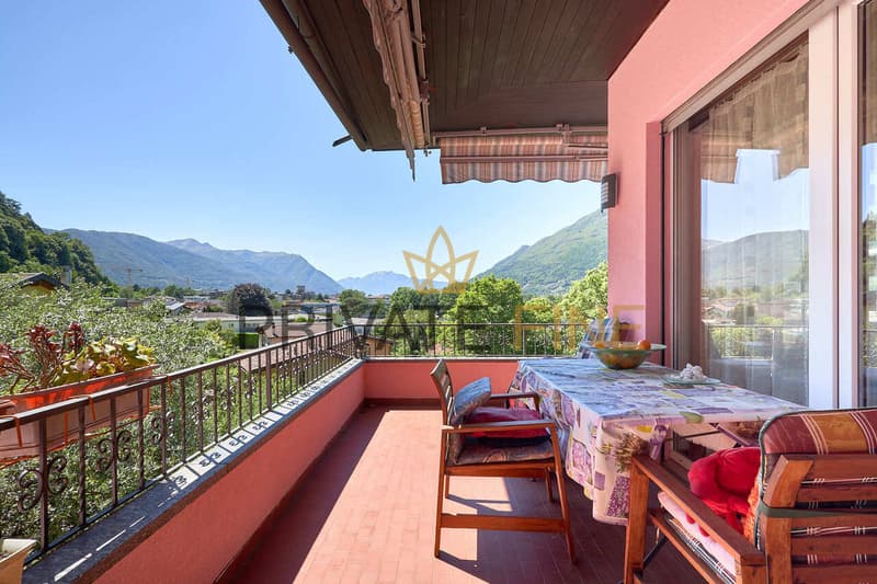 Mediterranes Zweifamilienhaus mit Garten und Grottino (67) (2)