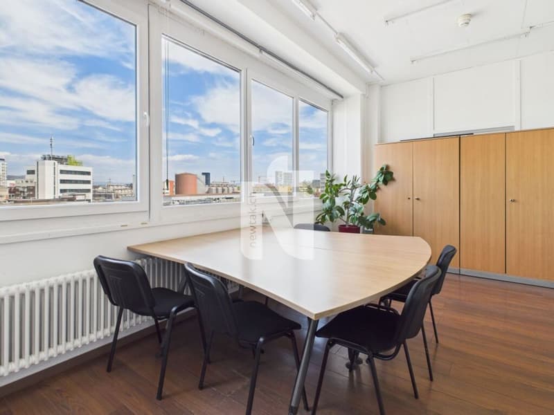 Espaces de bureau attractifs dans un emplacement optimal (12)