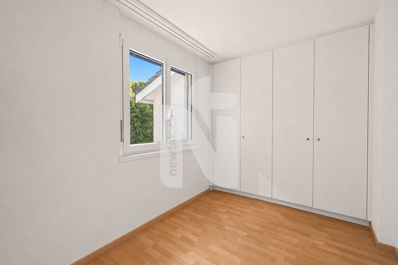 Reserved: Family-friendly with garden, double garage in quiet, natural location (8)