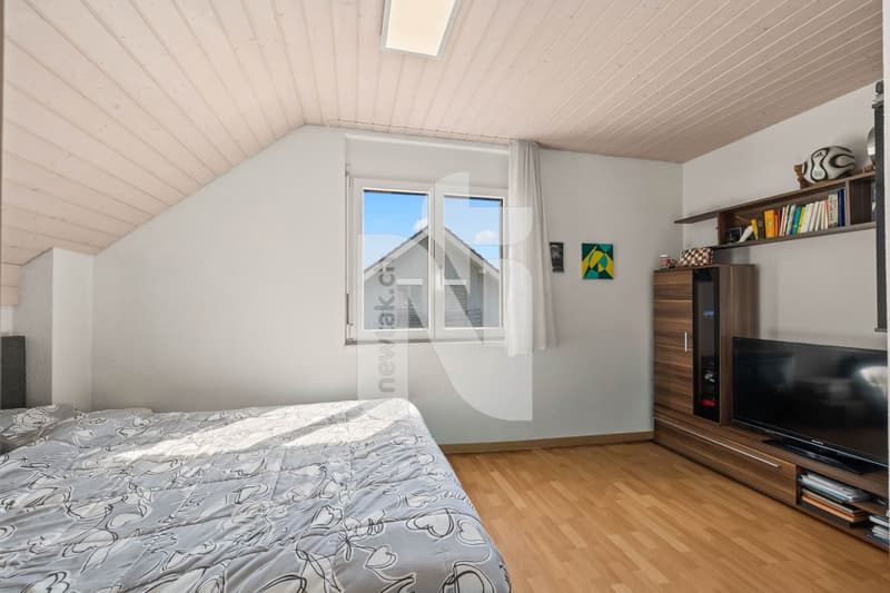 Reserved: Family-friendly with garden, double garage in quiet, natural location (12)