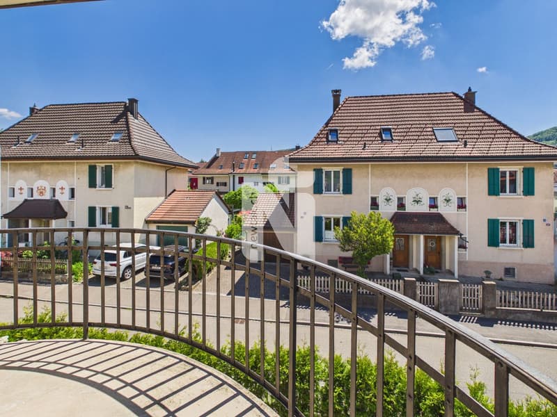 Reserved: Family-friendly home with stylish ambiance, garden, garage, and plenty of charm (10)