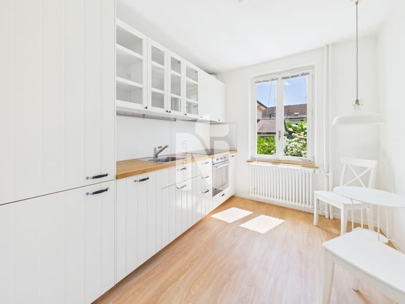 Reserved: Family-friendly home with stylish ambiance, garden, garage, and plenty of charm (8)
