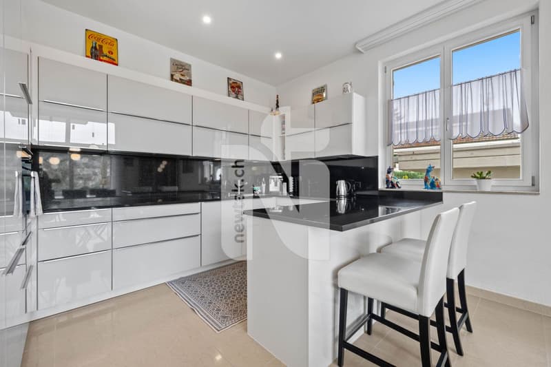 Spacious, modern single-family house with well-kept garden in quiet location (6)