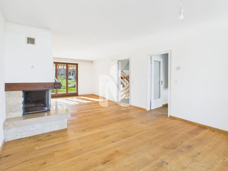 Family-friendly house with garden, seating area & double carport (4)