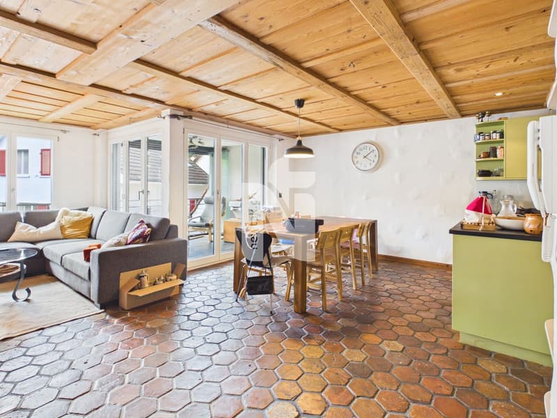 Maisonette apartment, rustic with a lot of charm, in the heart of Laufen (2)