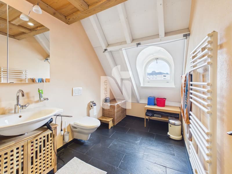 Maisonette apartment, rustic with a lot of charm, in the heart of Laufen (10)