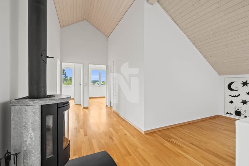 Appartamento a maisonnette familiare con ampio balcone e vista panoramica (9)
