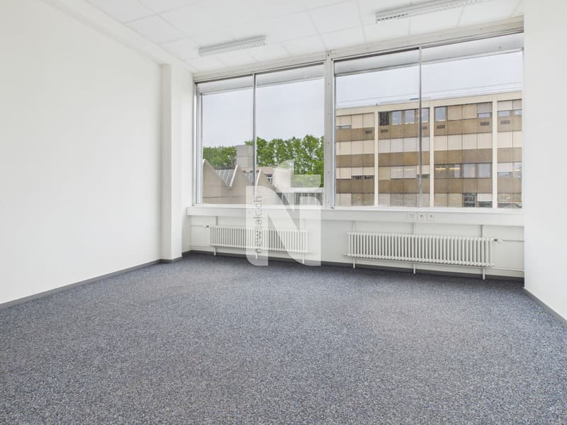 Étages de bureaux et d'activités avec infrastructure logistique professionnelle (5)