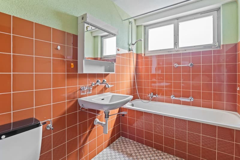 Family-friendly semi-detached house with two garden areas and beautiful views (13)