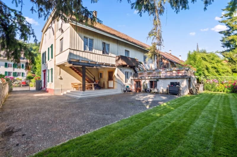 Zentral gelegenes Mehrgenerationenhaus mit Garten, Terrasse und Ausbaupotenzial (2)