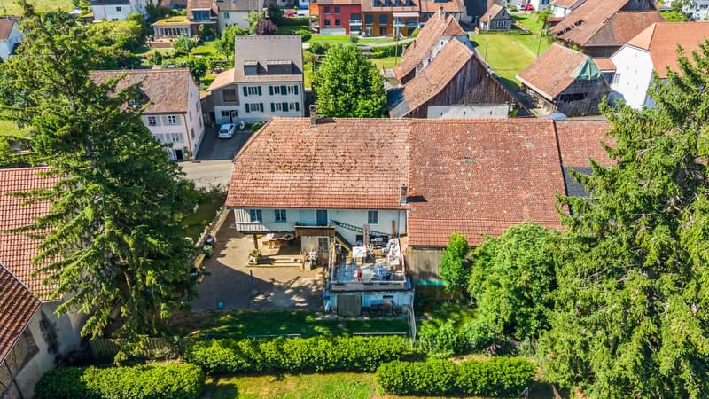 Zentral gelegenes Mehrgenerationenhaus mit Garten, Terrasse und Ausbaupotenzial (3)