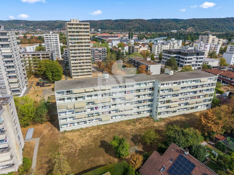 Attraktive 3.5-Zimmer-Wohnung mit 15 m² Balkon und Lift an gut erschlossener Lage in Rheinnähe (11)
