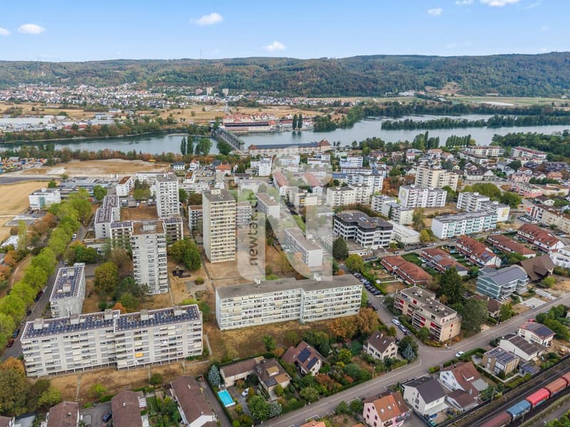 Attraktive 3.5-Zimmer-Wohnung mit 15 m² Balkon und Lift an gut erschlossener Lage in Rheinnähe (10)