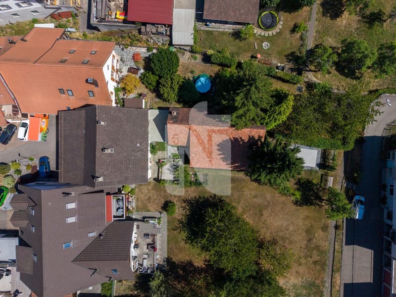 Ein Haus - drei Wohnungen - unzählige Möglichkeiten, ideal für Familien und Anleger (2)