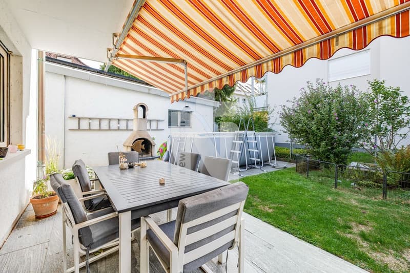 Grosszügiges Familienhaus mit Garten, Garage und Solaranlage an ruhiger, zentraler Lage (6)