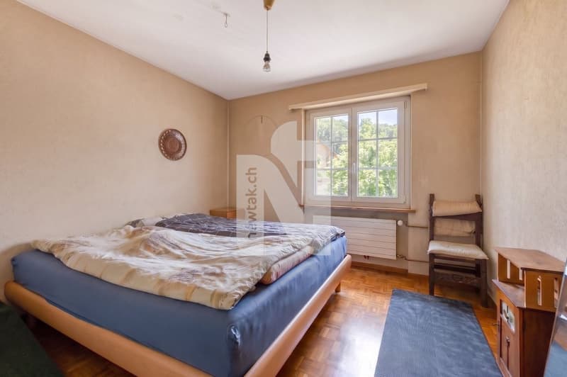Freistehendes, familienfreundliches Einfamilienhaus mit grossem Garten und Blick ins Grüne (6)