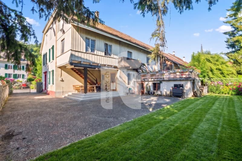 Charmantes Bauernhaus mit zwei separaten Wohnungen, grossem Garten, Terrasse und Renditepotenzial (3)
