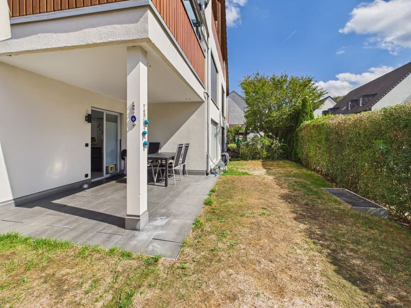 Lichtdurchflutete 4.5-Zimmer-Gartenwohnung mit Lift und Tiefgaragenplatz (7)