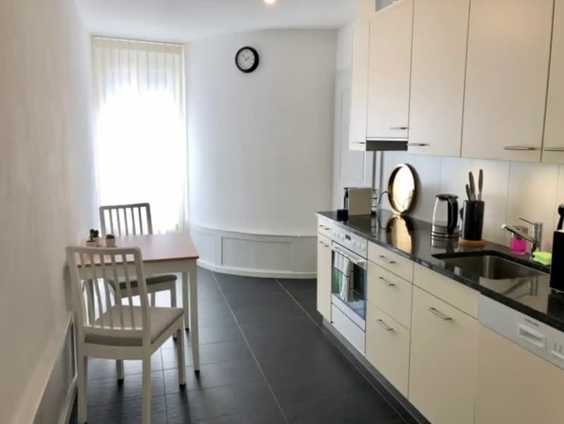 Charmante 2-Zimmer-Wohnung an der Münstergasse in Bern (2)