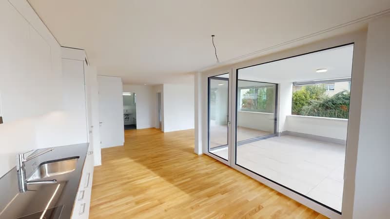 Helle 2.5-Zimmer-Wohnung mit Balkon in Dietikon – ab sofort verfügbar! (3)