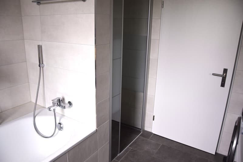 Moderne und neuwertige 3 1/2-Zimmerwohnung (9)