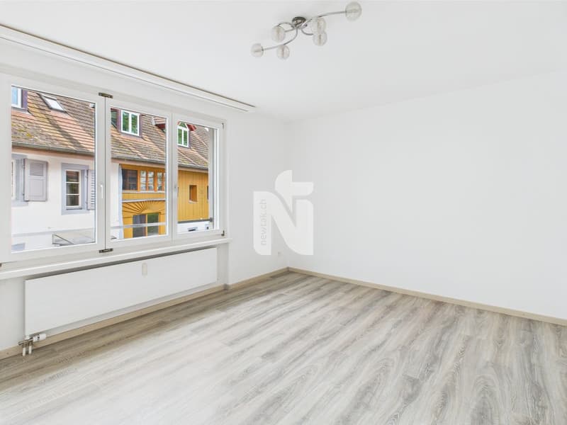 Frisch renovierte Maisonettewohnung im Herzen von Aesch (6)