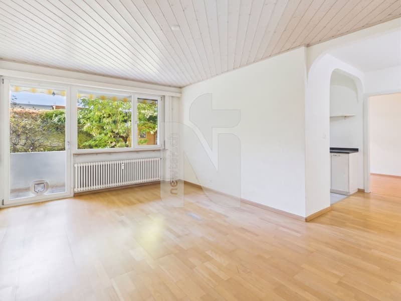 5.5-Zimmer-Wohnung mit Gartenzugang und eigener Garagenbox (1)