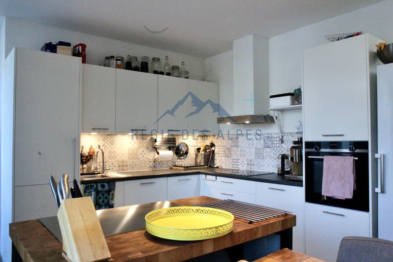Appartamento moderno di 4.5 locali con terrazza sul fiume a Vallorbe (Lot 7) (3)