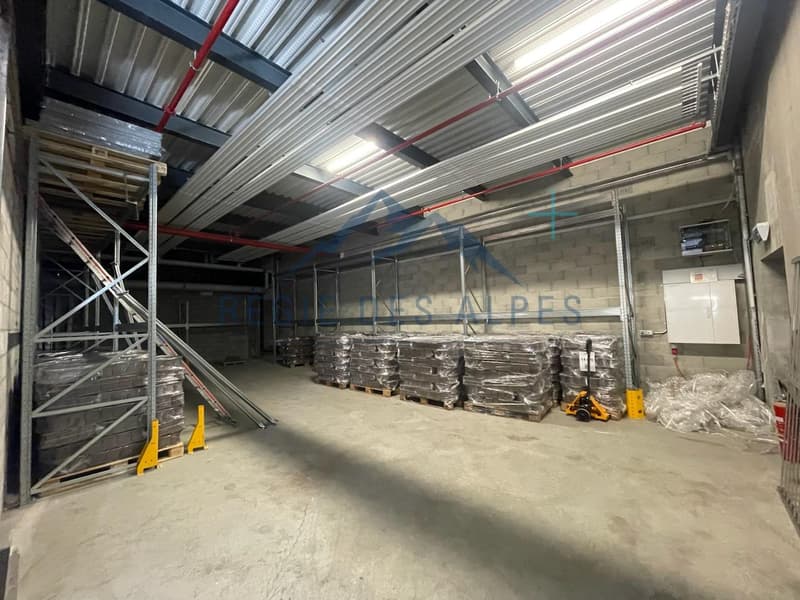 Office and warehouse in a new building in the industrial zone (4)