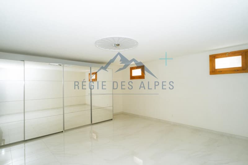 Charming family villa in Chavannes-des-Bois (7)