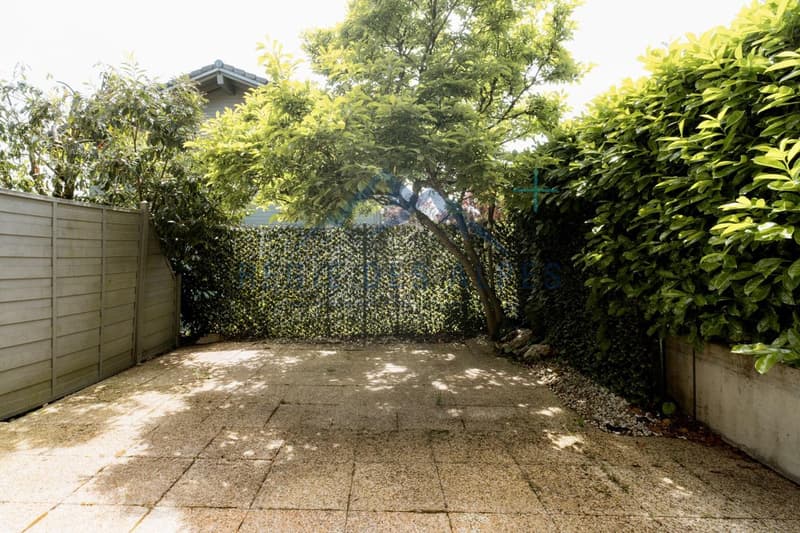Charming family villa in Chavannes-des-Bois (10)