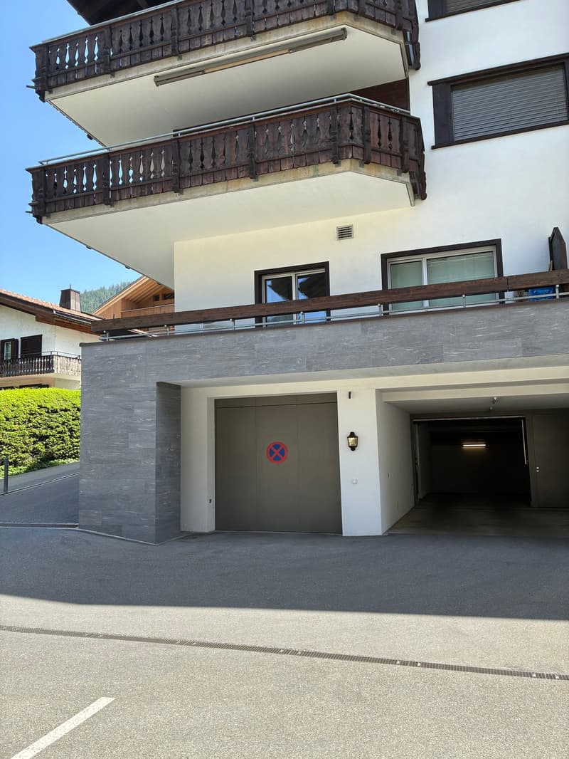 Einstellhallenplatz zur Miete in Klosters-Serneus (3)