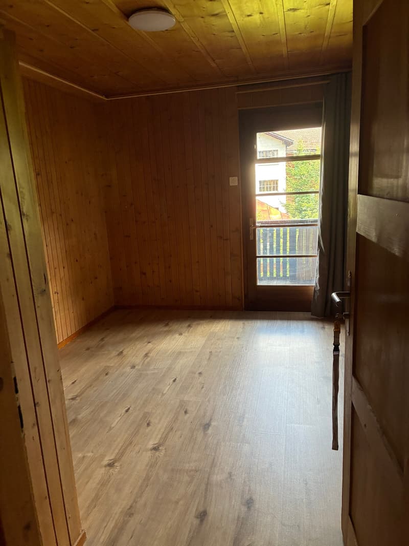 Charming 4-room old building apartment in Klosters, limited until 31.03.2027 (5)