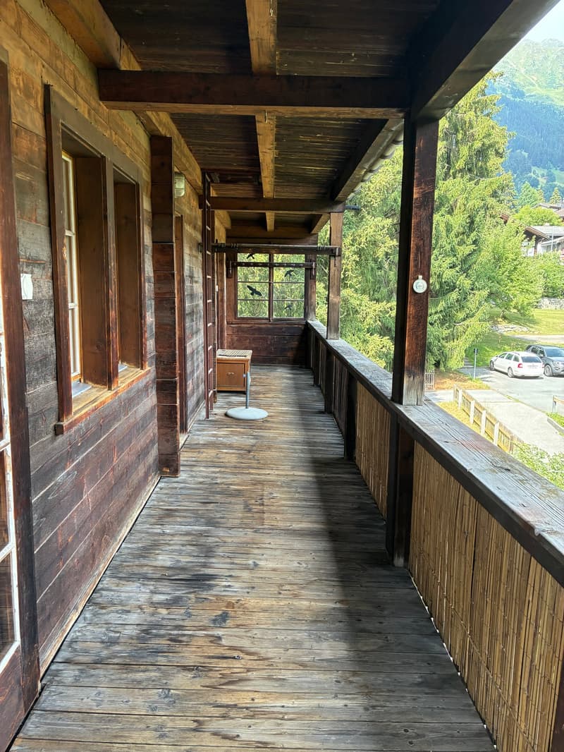 Charming 4-room old building apartment in Klosters, limited until 31.03.2027 (10)