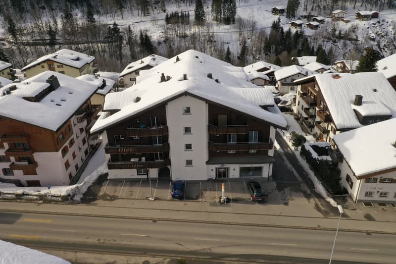 Bright 3.5-room apartment with balcony and beautiful views in Klosters-Serneus (6)