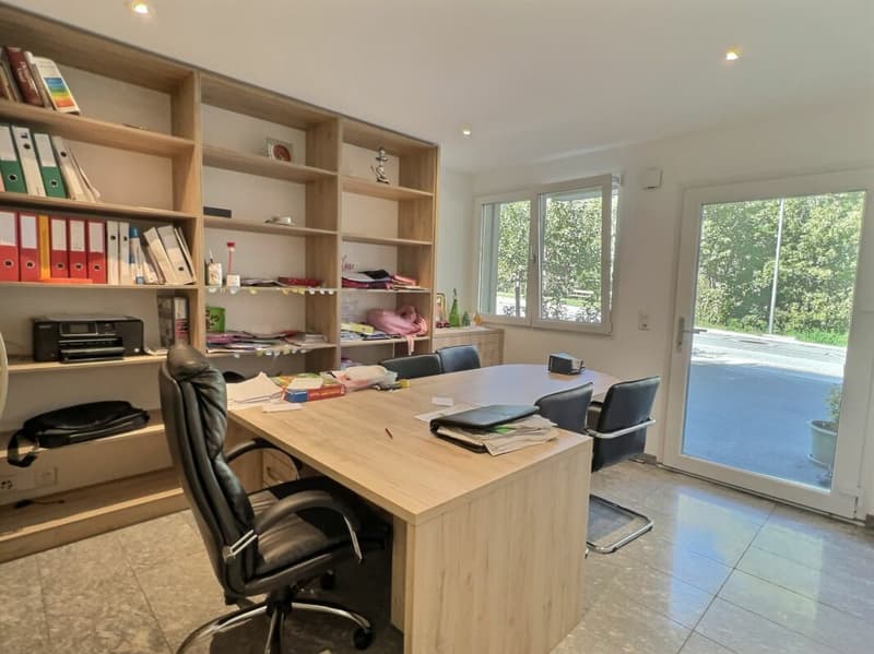 Bureau (Rez)