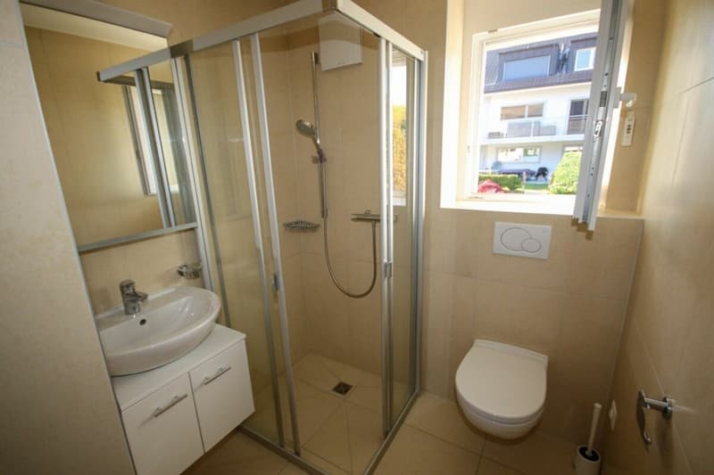 Appartement de standing de 5,5 pièces avec terrasse et vue sur le lac (20)
