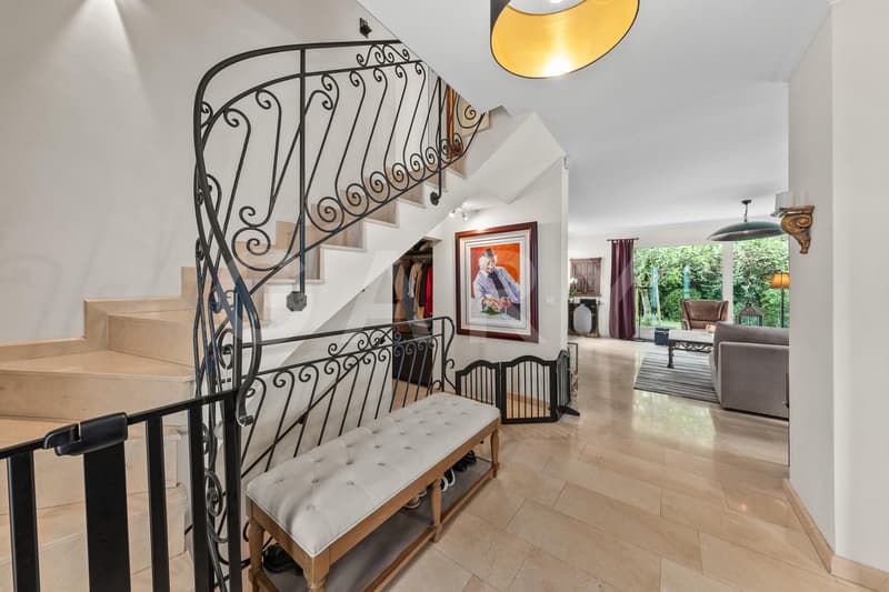 Charming individual villa in the heart of Vésenaz (3)