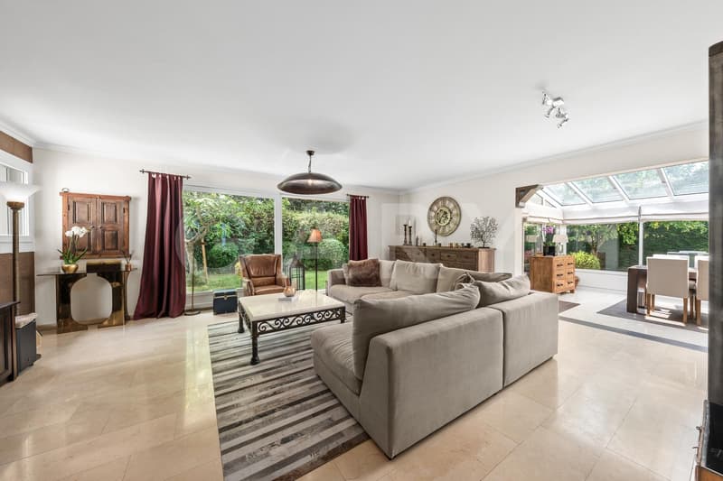 Charming individual villa in the heart of Vésenaz (2)