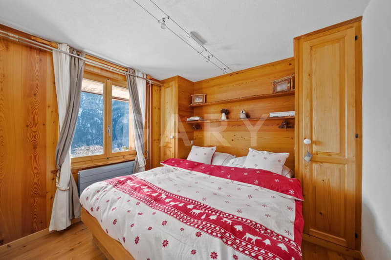 Exceptional Alpine property at the foot of the ski lifts (13)