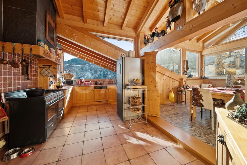 Exceptional Alpine property at the foot of the ski lifts (7)