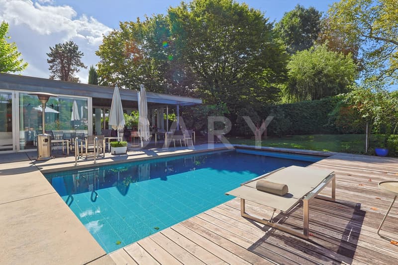 EXCLUSIVE PROPERTY (3)